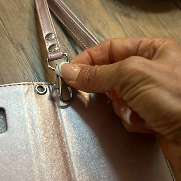 High quality product Mobil phone accessories rose pink has slots for cards & ID - Picture 4 of 6